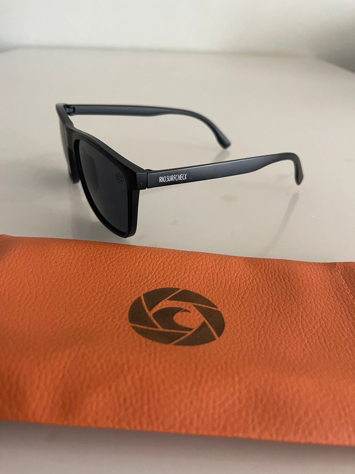 Óculos de Sol Rio Surfcheck | Modelo Bold Black - Imagem 6